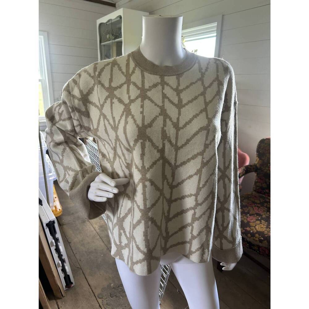 NEW CHARLIE B women's jacquard crew neck sweater in ecru